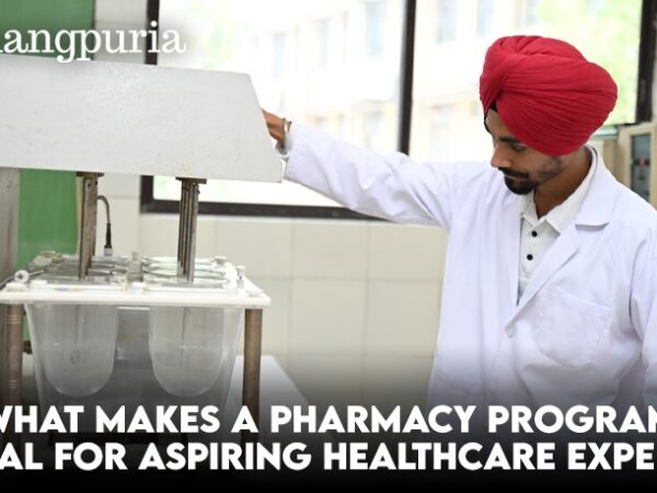 What Makes a Pharmacy Program Ideal for Aspiring Healthcare Experts